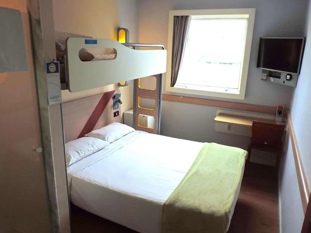 Ibis Budget Sao Paulo Paulista 2*,